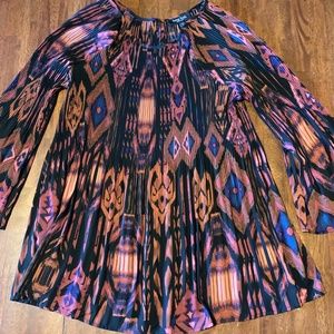 Avenue Women’s Pleated Bell Sleeve Tunic Top Size 16